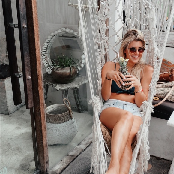 Meet your Posher, Anna - Picture 5 of 5